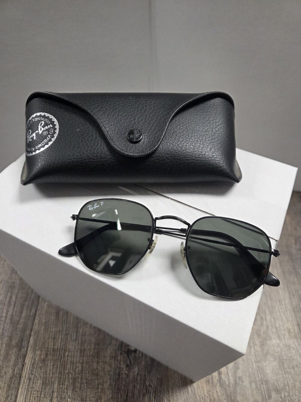 Rayban Polarized Black Metal Hexagonal Rim Sunglasses + Case RB-3548-N